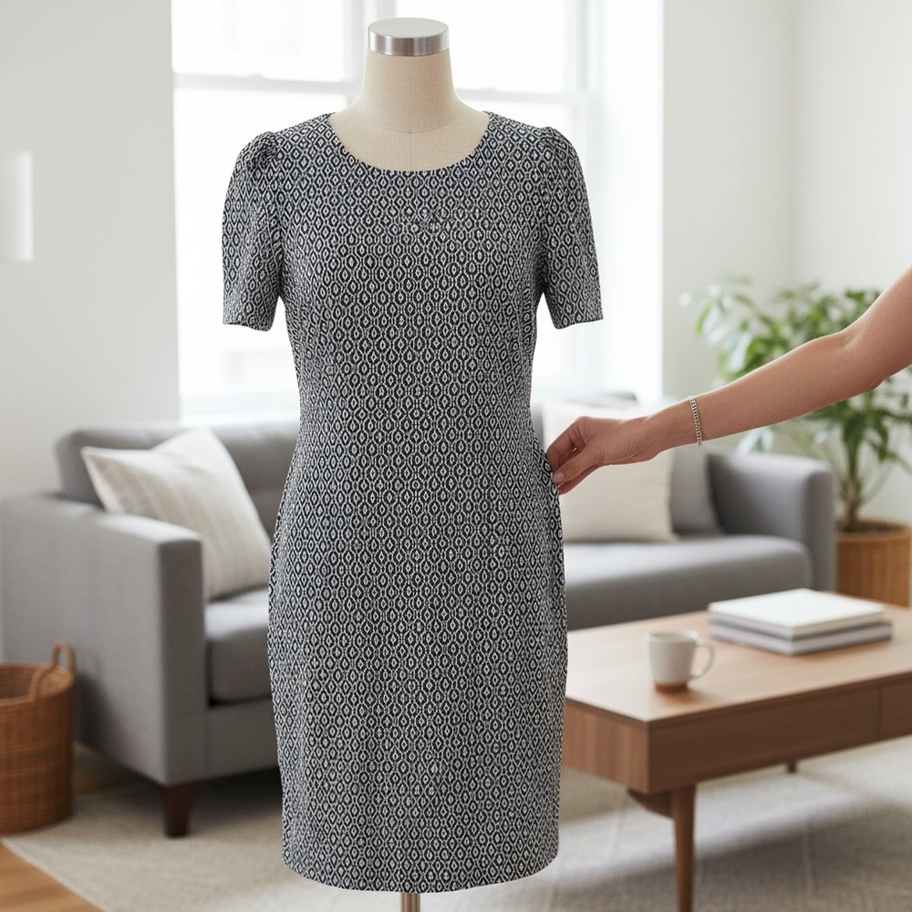 Calvin Klein Black and White Sheath Geometric Mini Dress